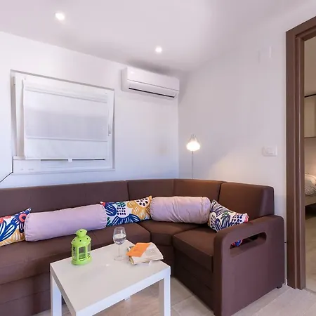 Apartament Mobile Luna Drage