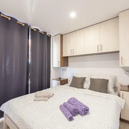 Mobile Luna Apartament